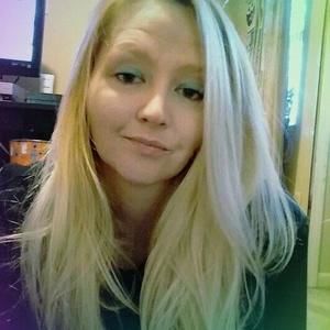 Meet your Posher, Becky